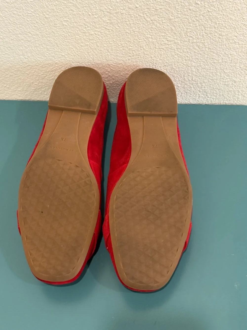 AEROSOLES Candice Red Suede Flats with Gold Chain Accent
